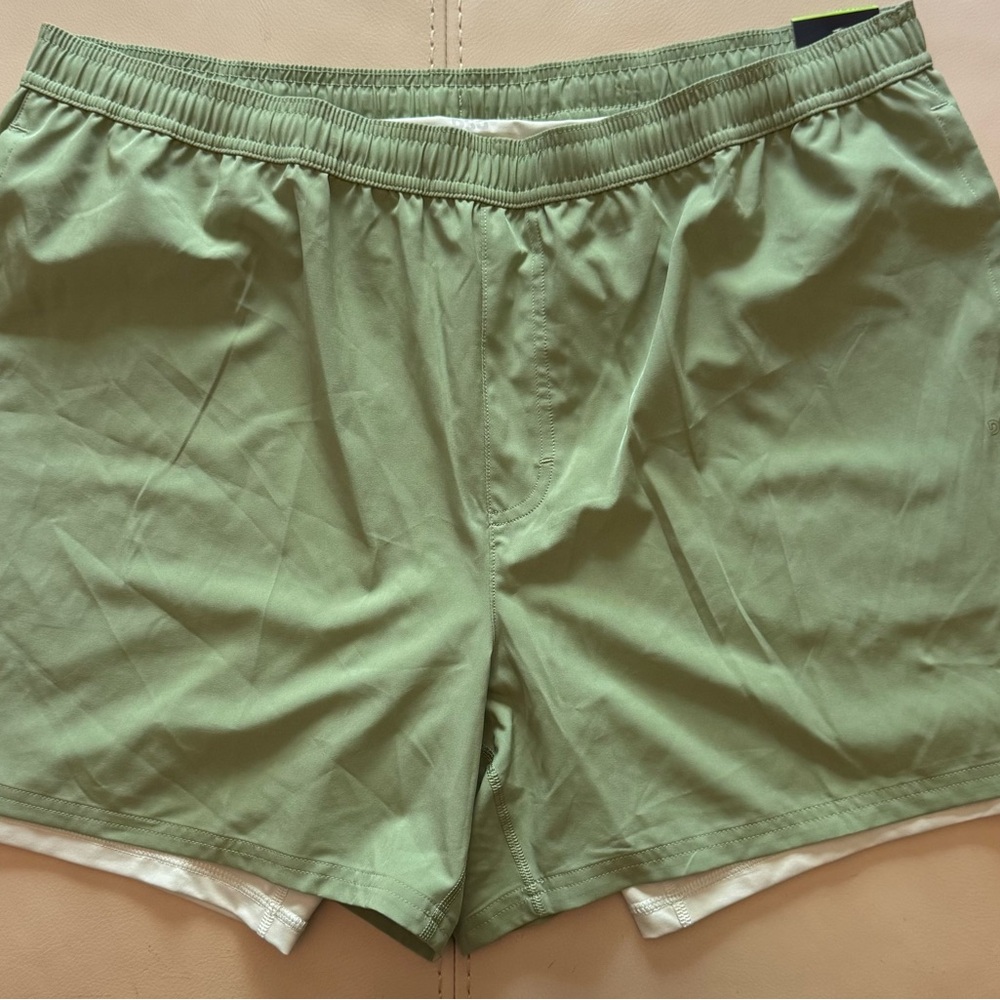 DSG Two-Tone Olive and Cream Shorts